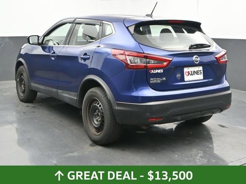 Used 2020 Nissan Rogue Sport S image 10