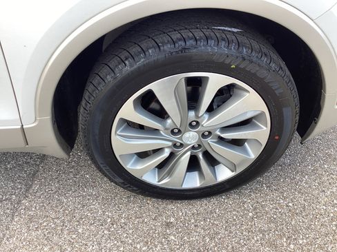 Used 2020 Buick Encore Preferred image 13