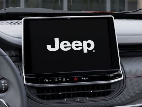 New 2026 Jeep Compass Trailhawk w/ Sun, Sound & Navigation Group AWD/4WD image 18