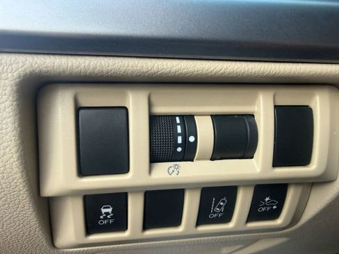 Used 2019 Subaru Outback 2.5i image 13