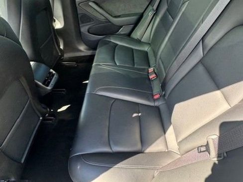 Used 2019 Tesla Model 3 Long Range image 12