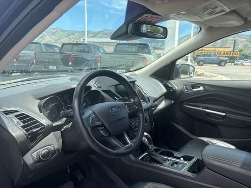 Used 2019 Ford Escape Titanium AWD/4WD image 10