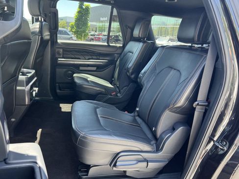 Used 2023 Ford Expedition Max Platinum AWD/4WD image 27