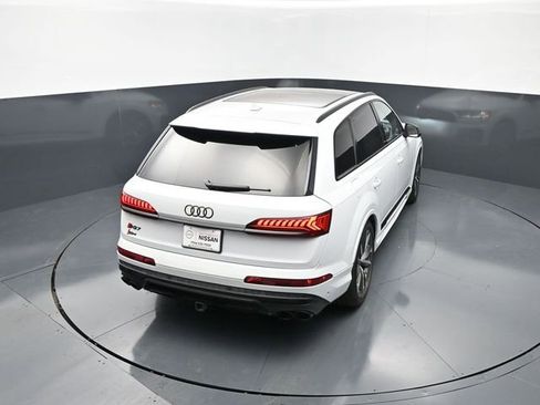 Used 2023 Audi SQ7 Premium Plus AWD/4WD image 22