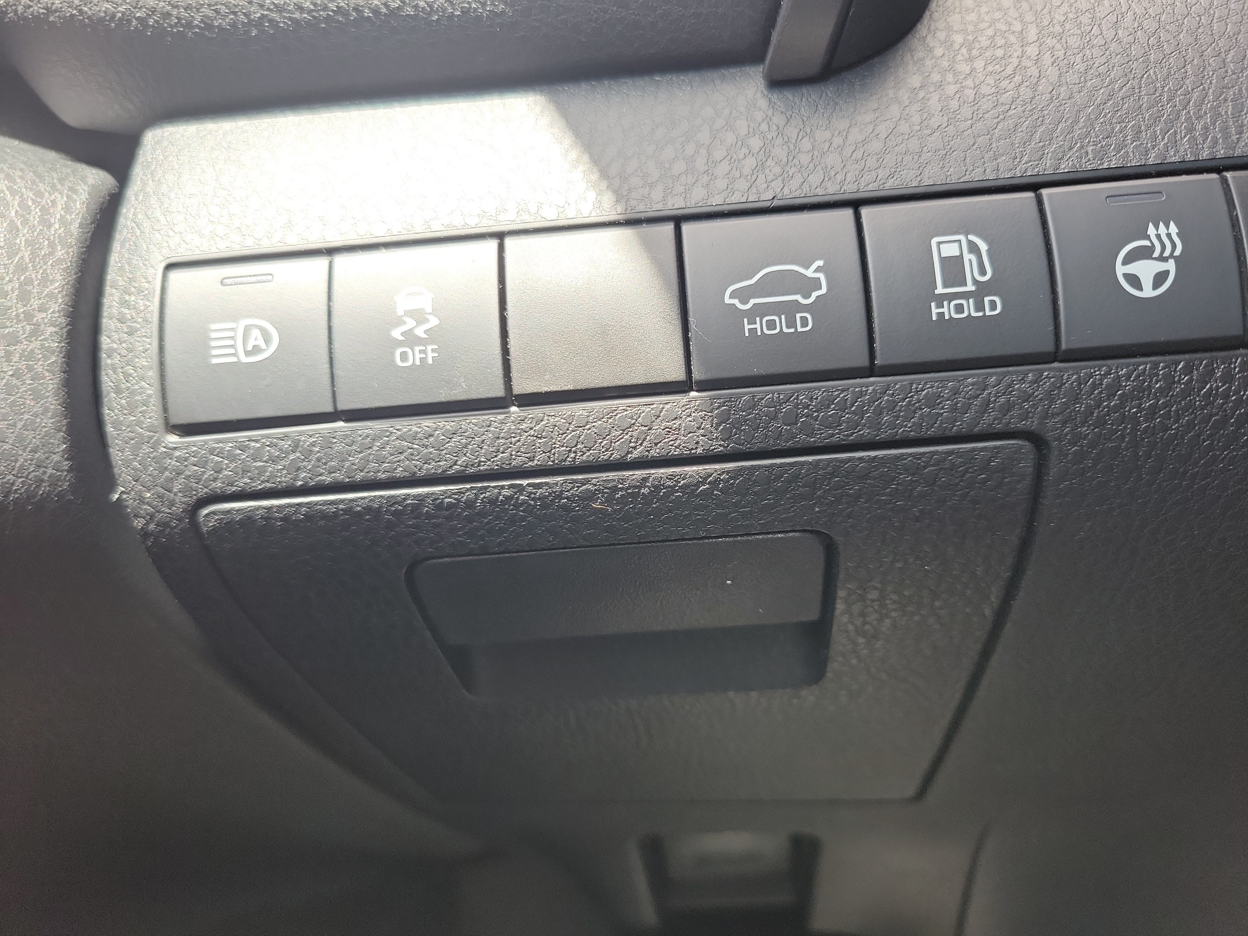 Used 2021 Toyota Camry XSE AWD/4WD image 31