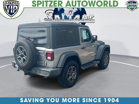 Used 2018 Jeep Wrangler Sport AWD/4WD image 9