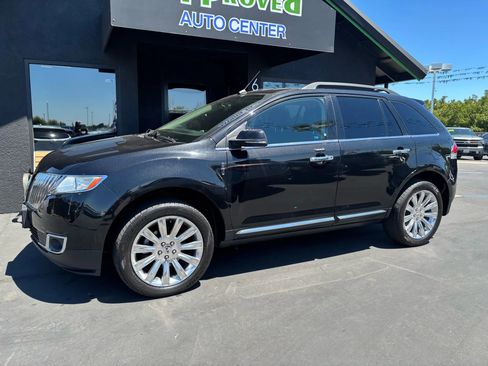Used 2015 Lincoln MKX AWD w/ Equipment Group 101A image 4
