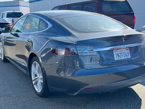 Used 2015 Tesla Model S 85D image 6