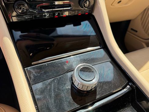 Used 2021 Jeep Grand Cherokee L Limited image 19