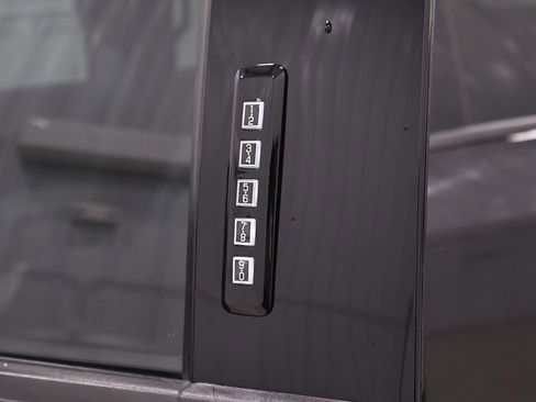 Certified 2019 Ford F250 Lariat w/ Lariat Ultimate Package image 39