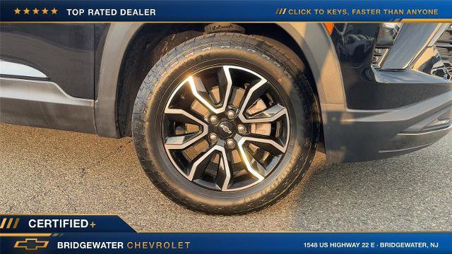 Used 2024 Chevrolet TrailBlazer ACTIV w/ Convenience Package AWD/4WD image 3