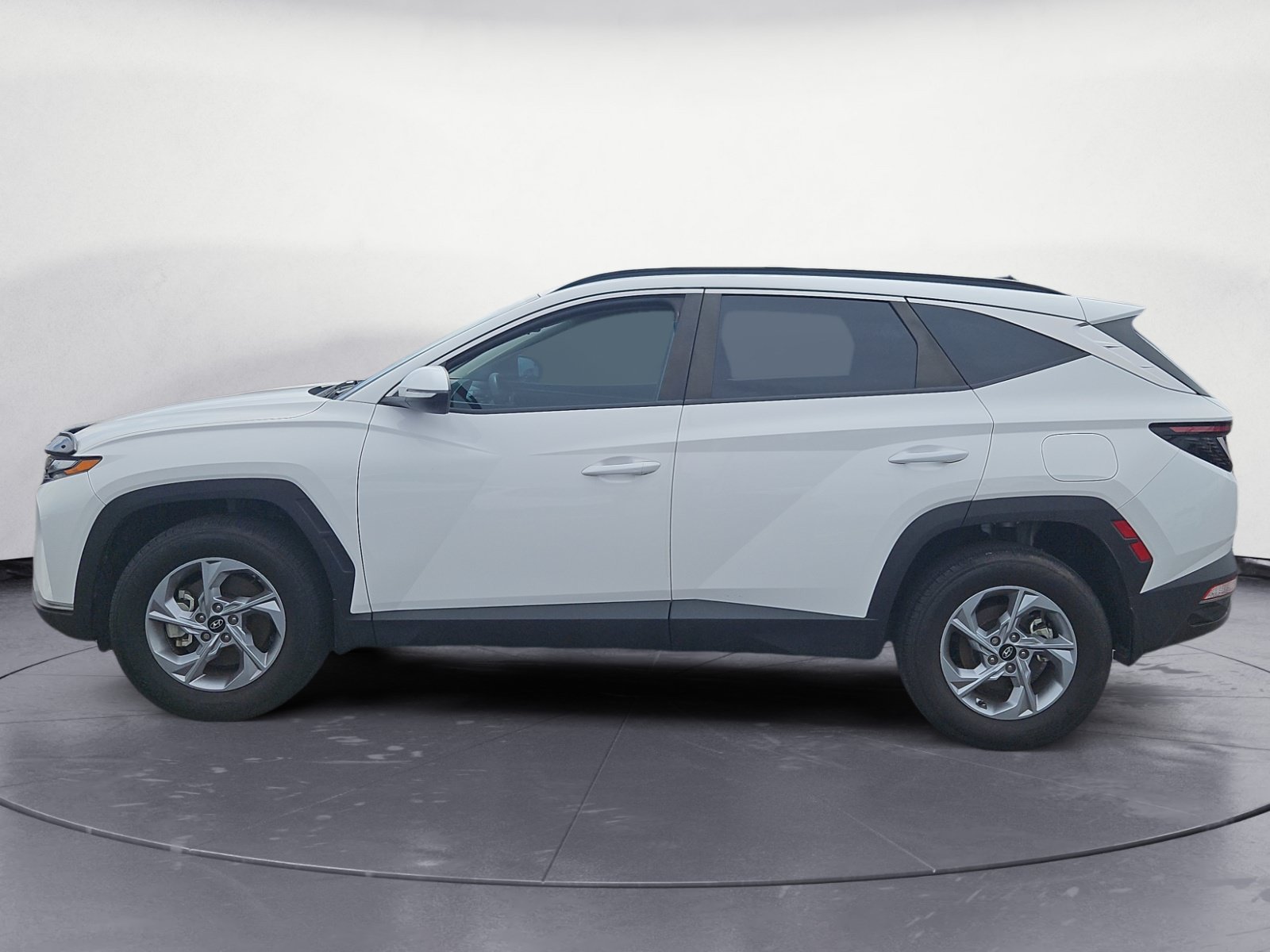 Used 2023 Hyundai Tucson SEL AWD/4WD image 3
