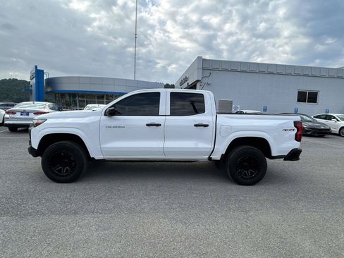 Used 2023 Chevrolet Colorado W/T w/ WT Convenience Package II AWD/4WD image 11