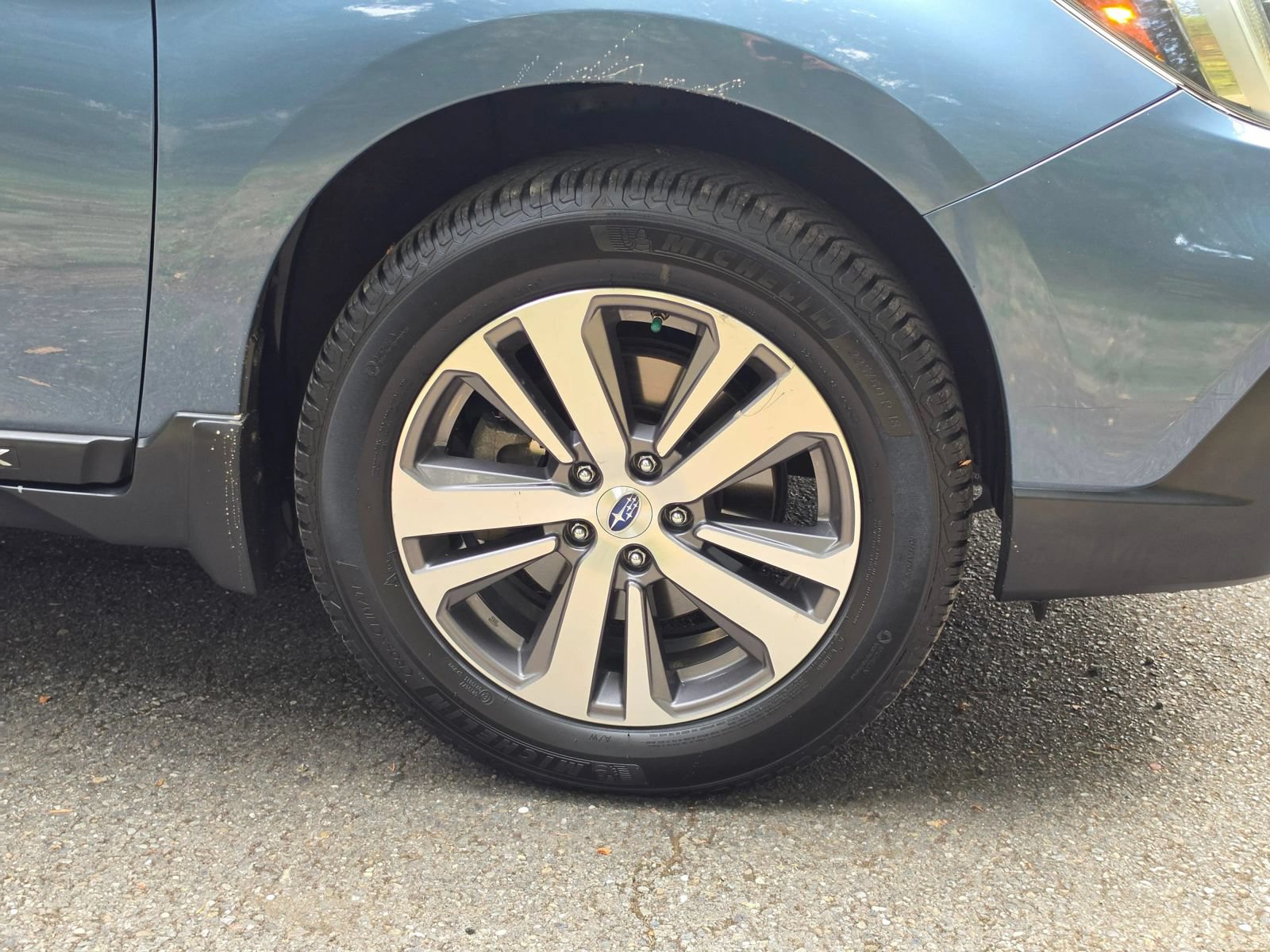 Used 2018 Subaru Outback 2.5i Limited w/ 50th Anniversary Edition AWD/4WD image 8