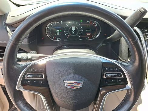 Used 2019 Cadillac Escalade ESV Luxury AWD/4WD image 20