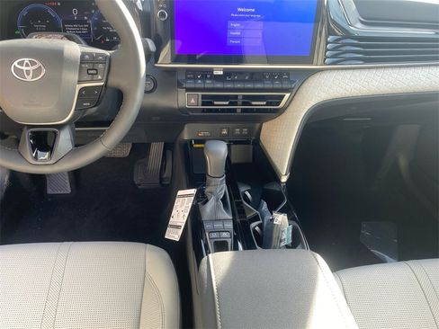 New 2026 Toyota Camry XLE image 11