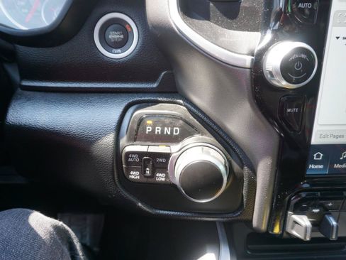 Used 2022 RAM 1500 Big Horn AWD/4WD image 24