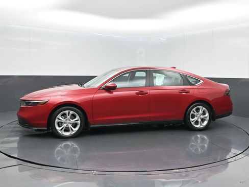 Certified 2023 Honda Accord LX image 10