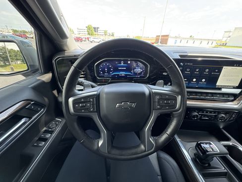 Certified 2023 Chevrolet Silverado 1500 RST w/ Rally Edition AWD/4WD image 14