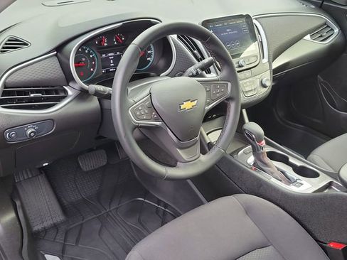 Certified 2025 Chevrolet Malibu RS image 14