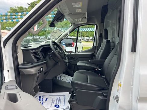 New 2025 Ford Transit 250 148 Medium Roof w/ Load Area Protection Package image 9