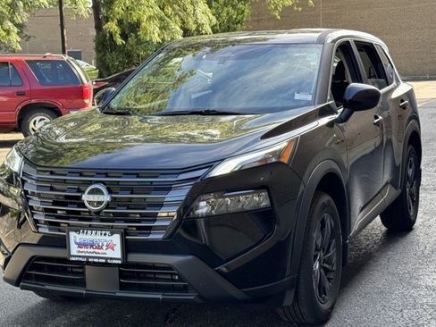 New 2026 Nissan Rogue SV AWD/4WD image 25