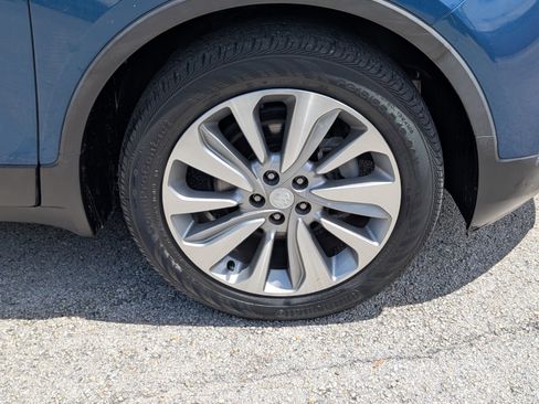 Used 2020 Buick Encore Preferred w/ Safety Package image 13