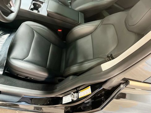 Used 2025 Tesla Model 3 Long Range AWD/4WD image 17