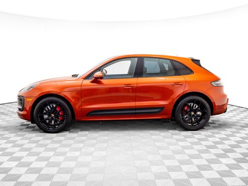 Certified 2022 Porsche Macan GTS image 2