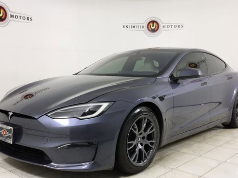 Used 2022 Tesla Model S Plaid image 5