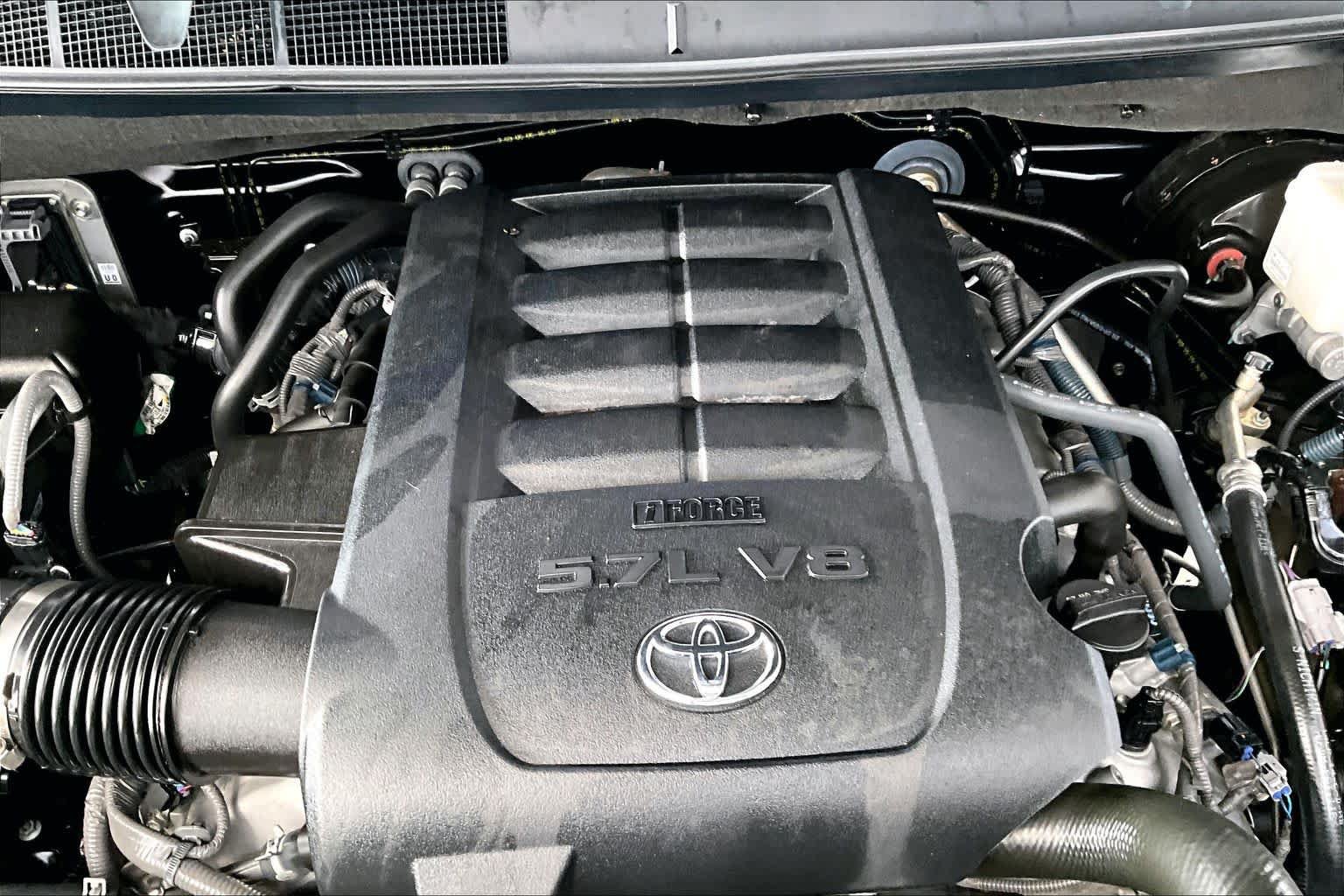 Used 2021 Toyota Tundra Limited w/ Limited Premium Package AWD/4WD image 33