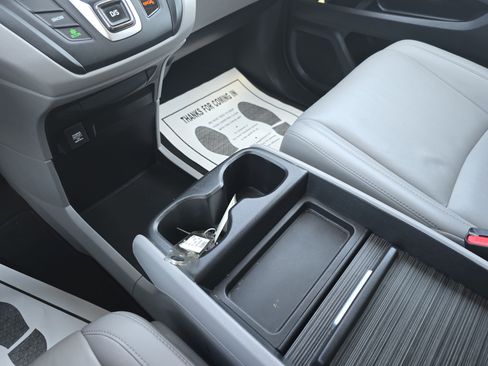 Used 2019 Honda Odyssey EX-L image 26