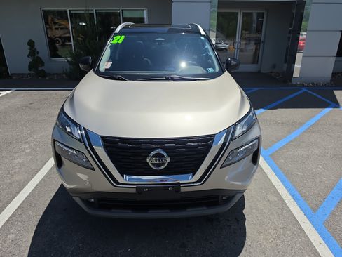 Used 2021 Nissan Rogue SL AWD/4WD image 9
