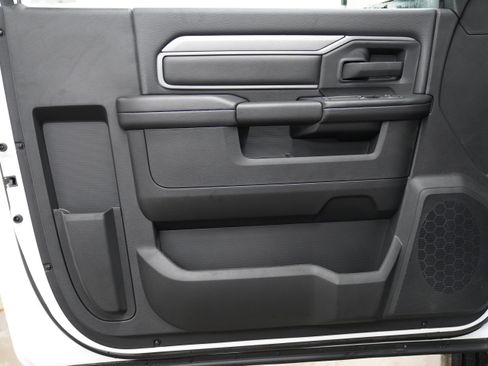 New 2026 RAM 5500 Tradesman AWD/4WD image 12