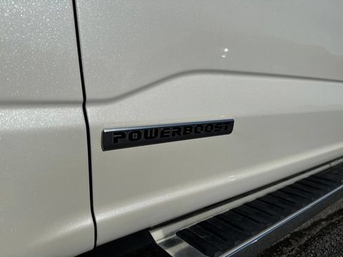 Used 2023 Ford F150 Lariat w/ Trailer Tow Package AWD/4WD image 43