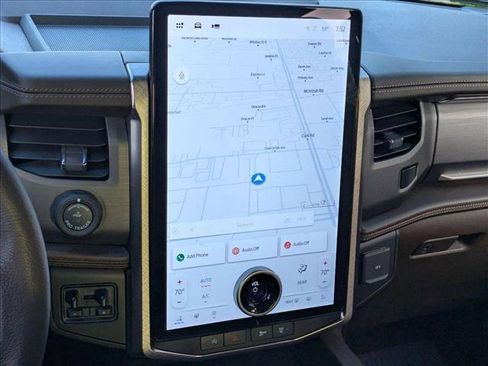 Used 2024 Ford Expedition King Ranch image 10