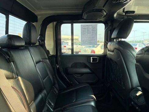 Used 2020 Jeep Gladiator Rubicon AWD/4WD image 25