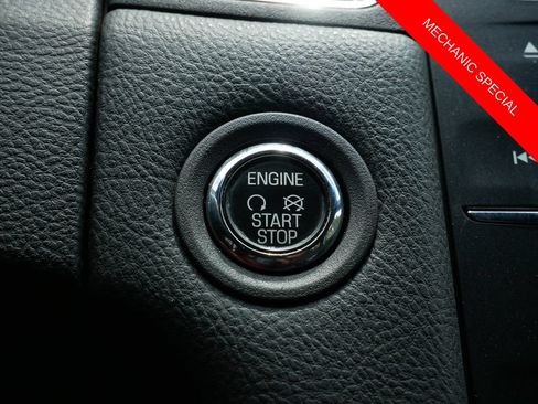 Used 2015 Ford Taurus SEL w/ Equipment Group 201A FWD image 24