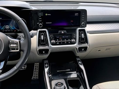 Used 2022 Kia Sorento SX Prestige AWD/4WD image 7