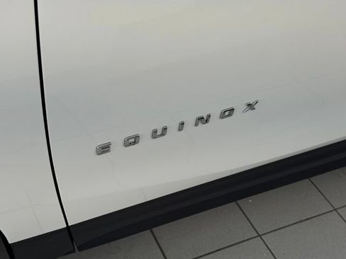Used 2020 Chevrolet Equinox LS FWD image 36