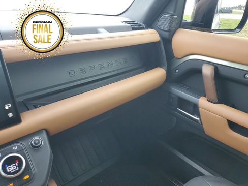Used 2023 Land Rover Defender 110 X image 31