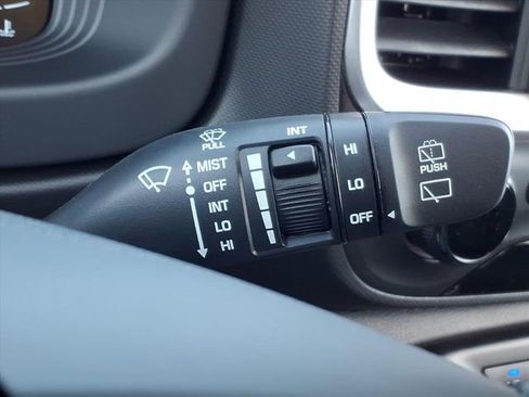 New 2026 Hyundai Venue SE image 25