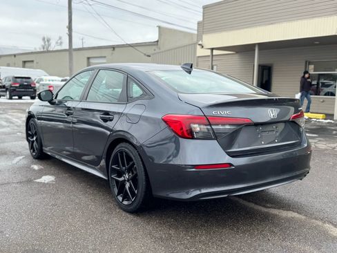 Used 2023 Honda Civic Sport image 7