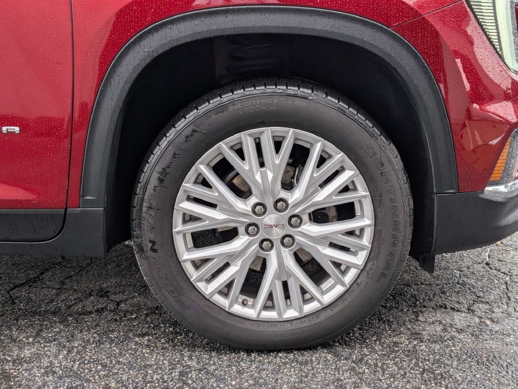 Used 2026 GMC Acadia Elevation w/ Elevation Premium Package FWD image 13