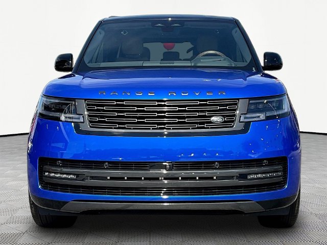 Used 2026 Land Rover Range Rover Long Wheelbase SE AWD/4WD image 2