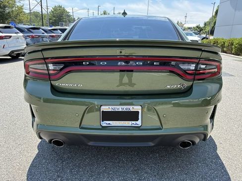 Used 2022 Dodge Charger SRT Hellcat RWD image 5