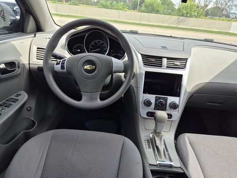 Used 2012 Chevrolet Malibu LS FWD image 14