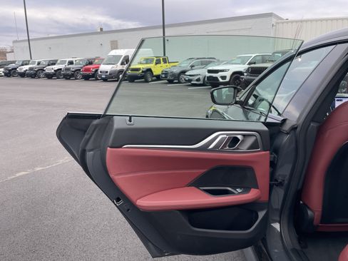 Used 2025 BMW 440i xDrive w/ Parking Assistance Package image 30