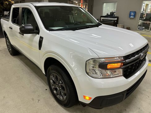 Certified 2024 Ford Maverick XLT image 10