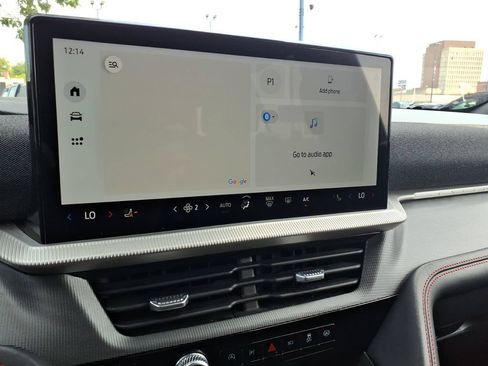 Certified 2025 Ford Explorer ST-Line AWD/4WD image 21